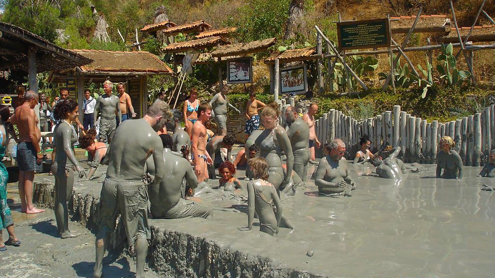 Dalyan Mud Baths: Natural Therapy and a Fun Experience