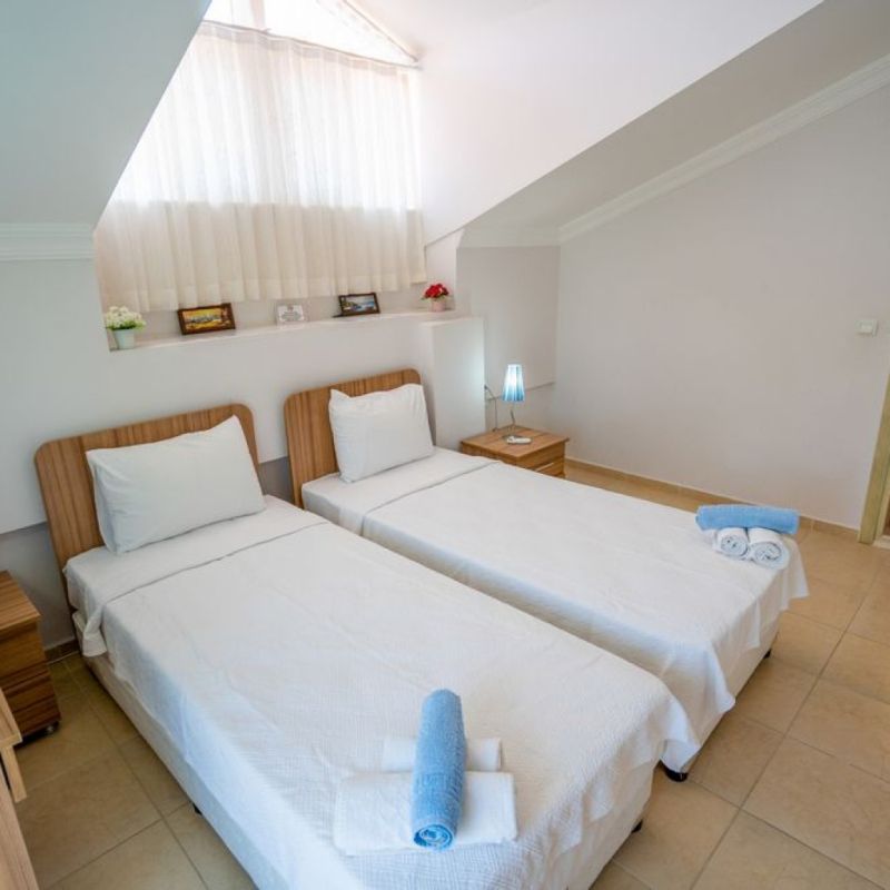 Villa Sky Blue 10